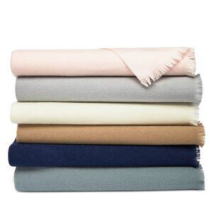 NEW! Hudson Park Collection Cashmere/Lambswool Solid Throw Blanket 50 x 70 NAVY